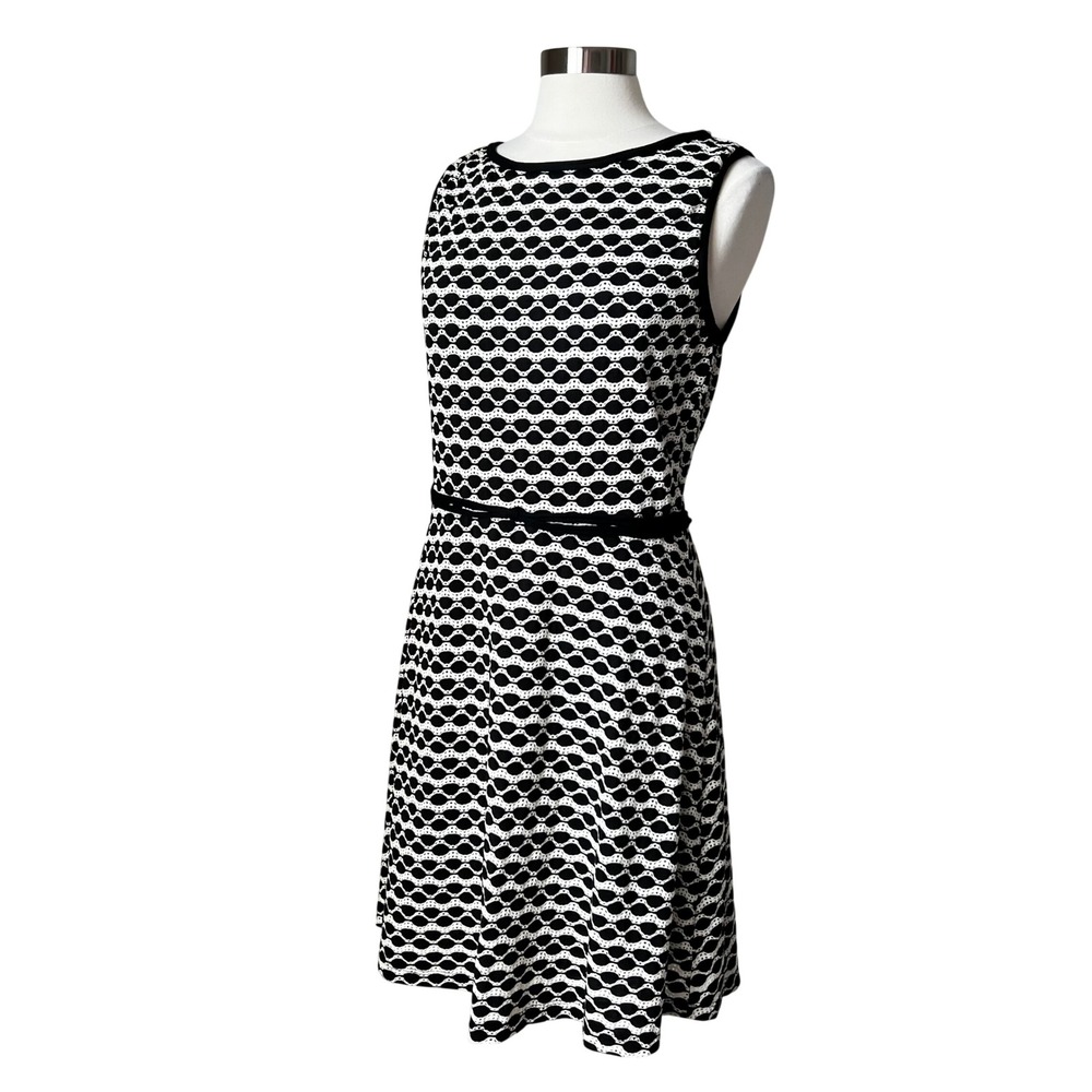 Max Studio Black White Geometric Eyelet Fit Flare Dress 4903Z56 Large MSRP $118